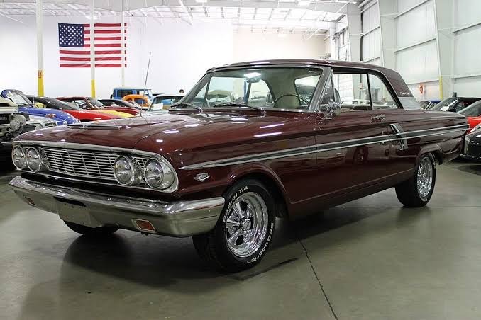 Ford Fairlane